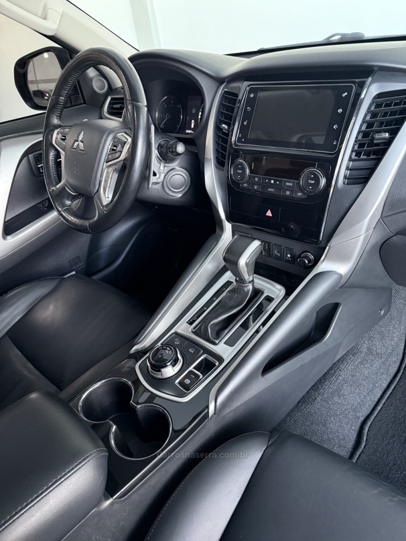 PAJERO SPORT 2.4 HPE 4X4 DIESEL 4P AUTOMÁTICA - 2020 - BENTO GONçALVES