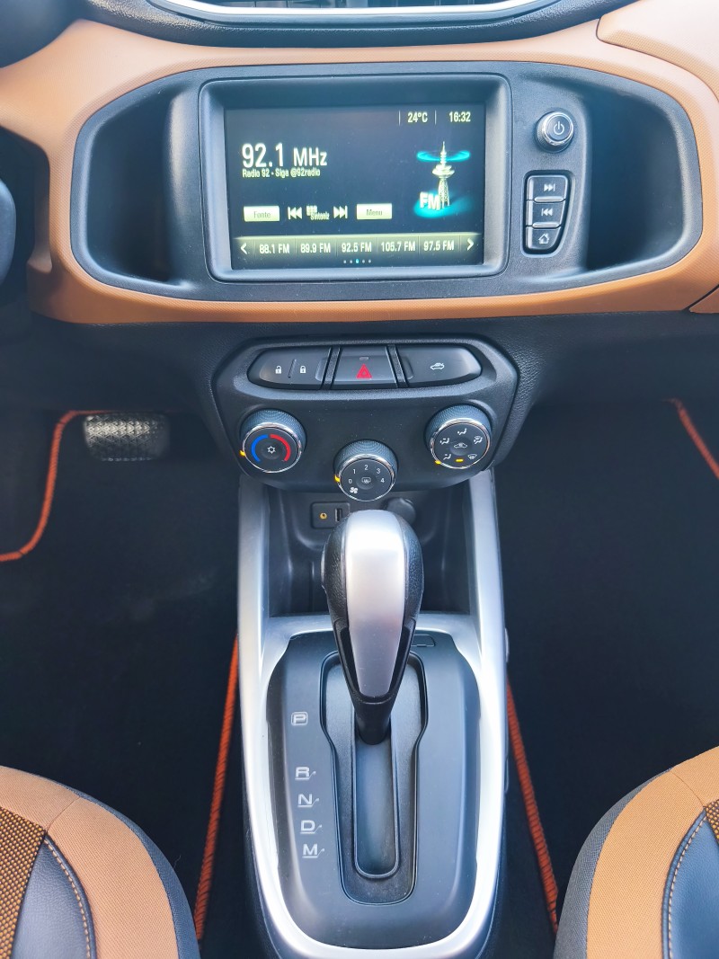 ONIX 1.4 MPFI ACTIV 8V FLEX 4P AUTOMÁTICO - 2017 - CAXIAS DO SUL