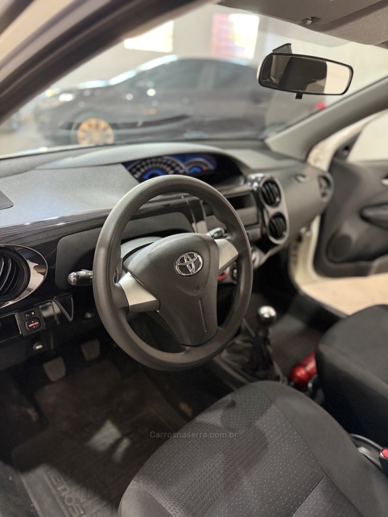 ETIOS 1.3 X 16V FLEX 4P MANUAL - 2014 - ARROIO DO MEIO