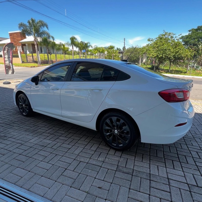 CRUZE 1.4 TURBO LT 16V FLEX 4P AUTOMÁTICO - 2018 - FELIZ