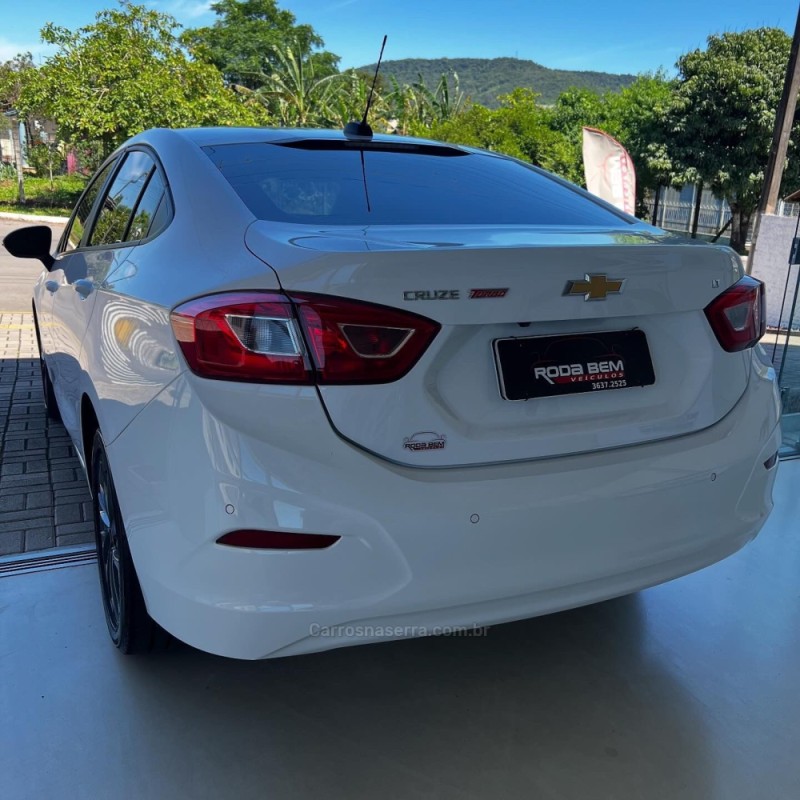 CRUZE 1.4 TURBO LT 16V FLEX 4P AUTOMÁTICO - 2018 - FELIZ
