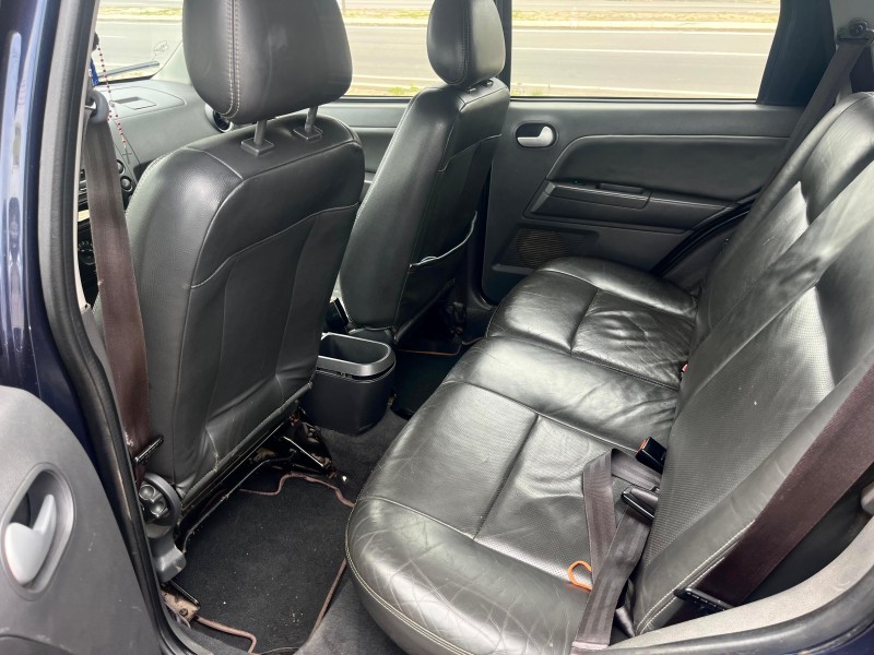 ECOSPORT 1.6 XLT 8V GASOLINA 4P MANUAL - 2004 - FARROUPILHA