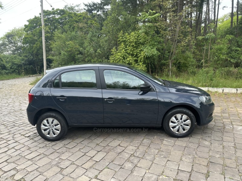 GOL 1.0 MI 8V FLEX 4P MANUAL G.VI - 2014 - NOVA PRATA