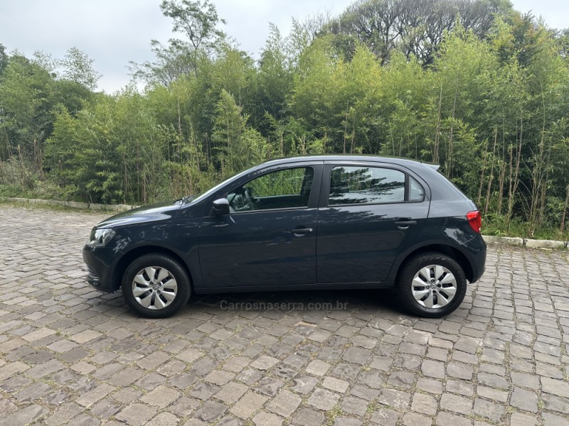 GOL 1.0 MI 8V FLEX 4P MANUAL G.VI - 2014 - NOVA PRATA