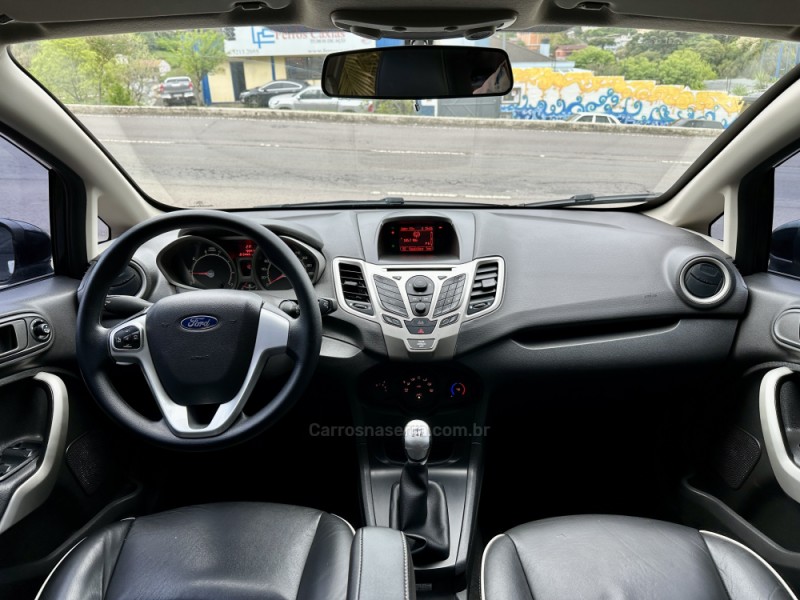 FIESTA 1.6 SE HATCH 16V FLEX 4P MANUAL - 2013 - CAXIAS DO SUL