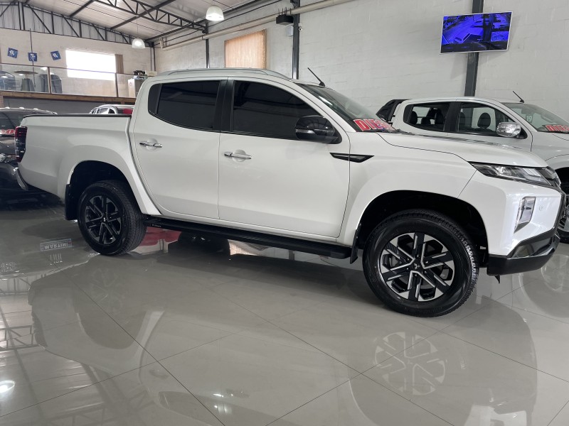 L200 TRITON 2.4 HPE-S SPORT 4X4 CD 16V DIESEL 4P AUTOMÁTICO - 2023 - CAXIAS DO SUL