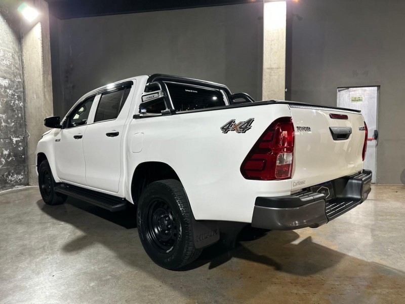 HILUX 2.8 4X4 CD 8V DIESEL 4P MANUAL - 2024 - CAXIAS DO SUL