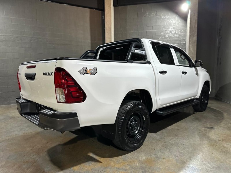 HILUX 2.8 4X4 CD 8V DIESEL 4P MANUAL - 2024 - CAXIAS DO SUL