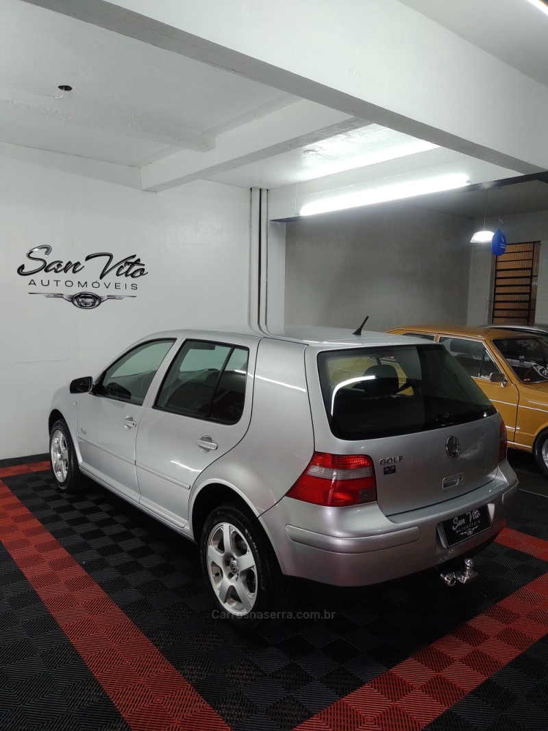 GOLF 1.6 MI PLUS 8V GASOLINA 4P MANUAL - 2006 - CAXIAS DO SUL