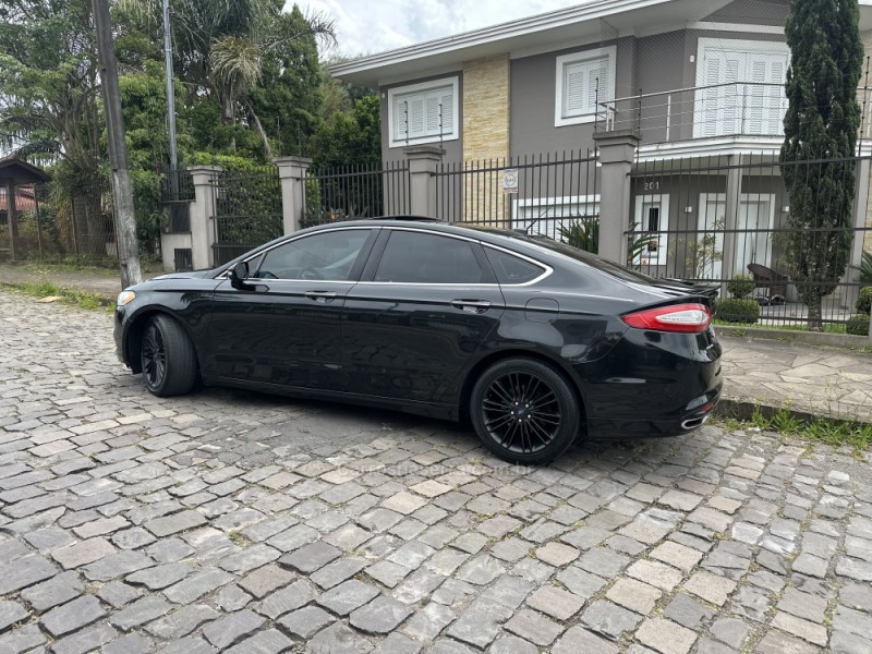 FUSION 2.0 TITANIUM GTDI ECOBOOST FWD GASOLINA 4P AUTOMÁTICO - 2013 - CAXIAS DO SUL