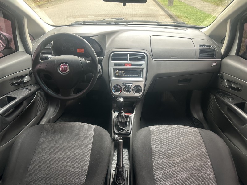 PUNTO 1.4 ATTRACTIVE 8V FLEX 4P MANUAL - 2012 - CAXIAS DO SUL