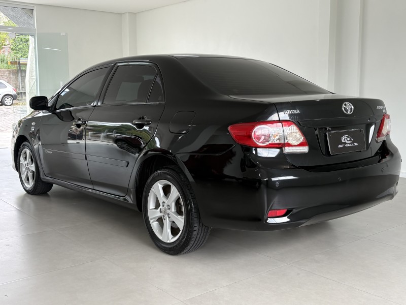 COROLLA 1.8 GLI 16V FLEX 4P AUTOMÁTICO - 2013 - BENTO GONçALVES