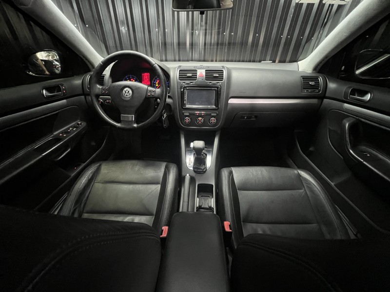 JETTA 2.5 I 20V 150CV GASOLINA 4P TIPTRONIC - 2009 - CAXIAS DO SUL