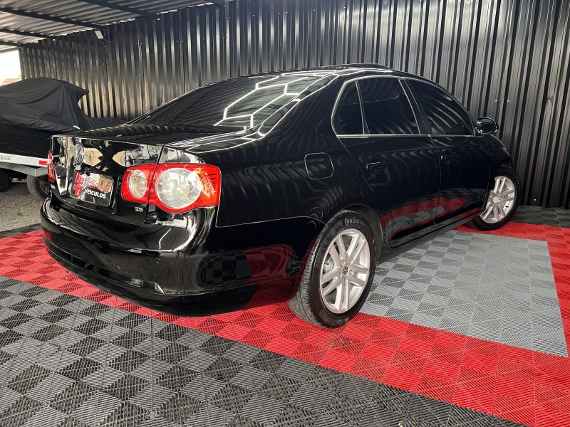 JETTA 2.5 I 20V 150CV GASOLINA 4P TIPTRONIC - 2009 - CAXIAS DO SUL