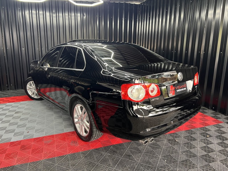 JETTA 2.5 I 20V 150CV GASOLINA 4P TIPTRONIC - 2009 - CAXIAS DO SUL