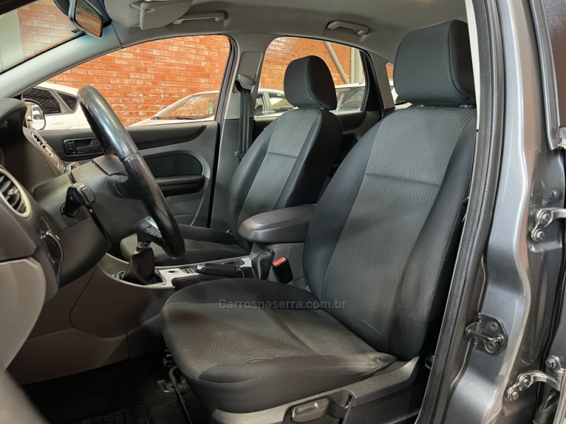 FOCUS 1.6 S 16V FLEX 4P MANUAL - 2011 - BENTO GONçALVES