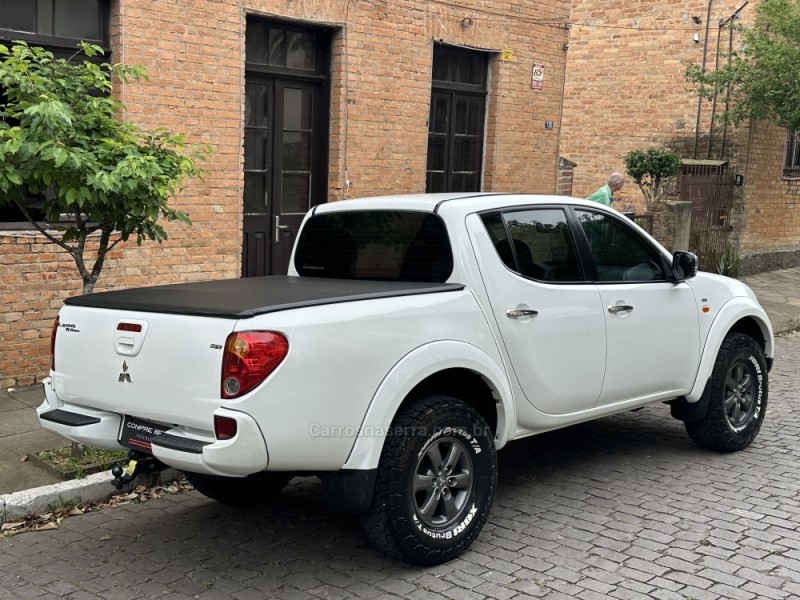 L200 TRITON 3.2 HPE 4X4 CD 16V TURBO INTERCOOLER DIESEL 4P AUTOMÁTICO - 2013 - CAXIAS DO SUL