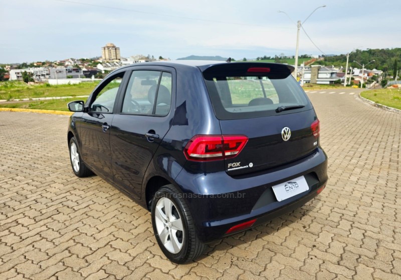 FOX 1.6 MI ROCK IN RIO 8V FLEX 4P MANUAL - 2016 - LAJEADO