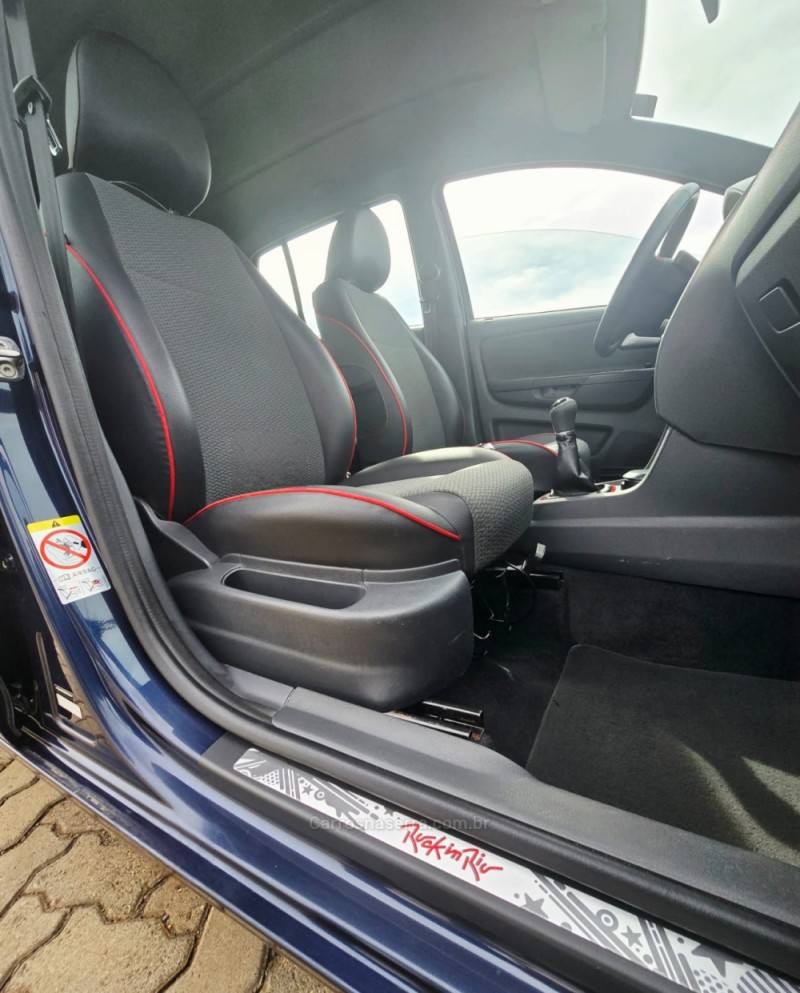 FOX 1.6 MI ROCK IN RIO 8V FLEX 4P MANUAL - 2016 - LAJEADO