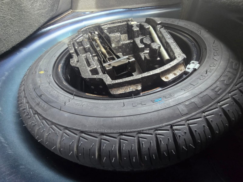 FOX 1.6 MI ROCK IN RIO 8V FLEX 4P MANUAL - 2016 - LAJEADO