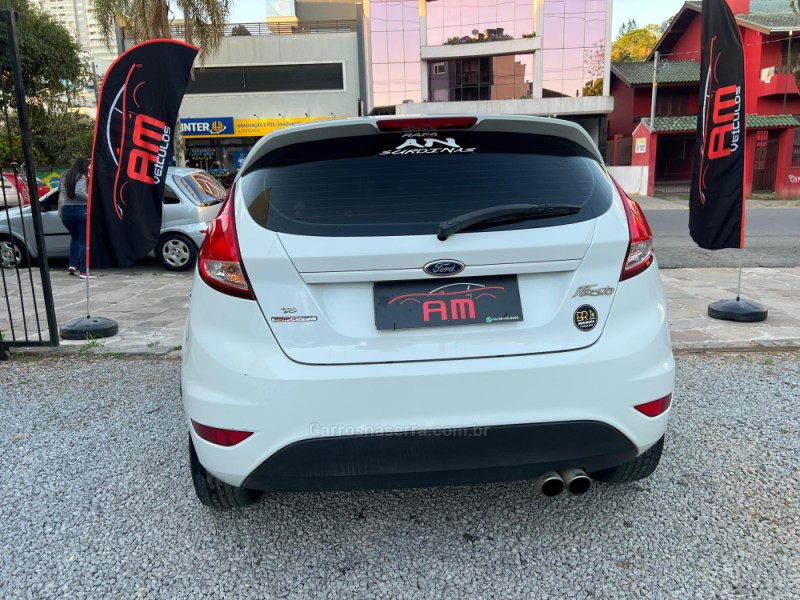 FIESTA 1.6 SE HATCH 16V FLEX 4P AUTOMÁTICO - 2014 - CAXIAS DO SUL