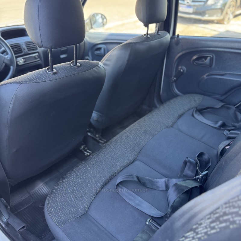 CLIO 1.0 AUTHENTIQUE 16V FLEX 4P MANUAL - 2014 - NOVO HAMBURGO