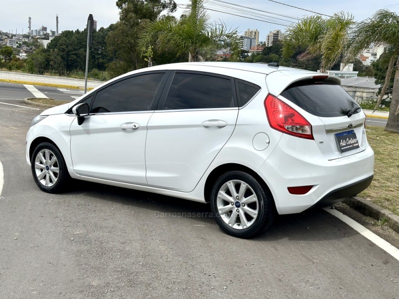 FIESTA 1.6 SE HATCH 16V FLEX 4P MANUAL - 2013 - CAXIAS DO SUL