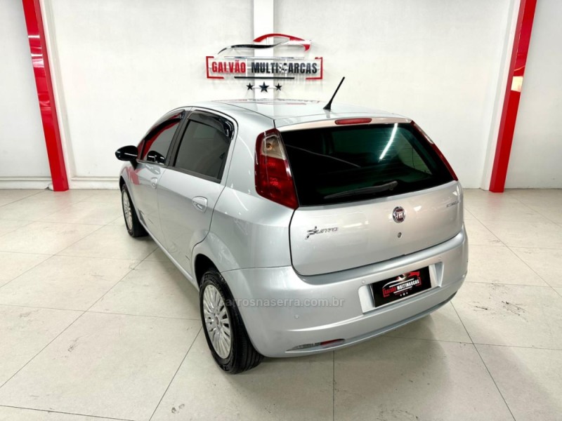 PUNTO 1.4 ATTRACTIVE 8V FLEX 4P MANUAL - 2011 - CAXIAS DO SUL
