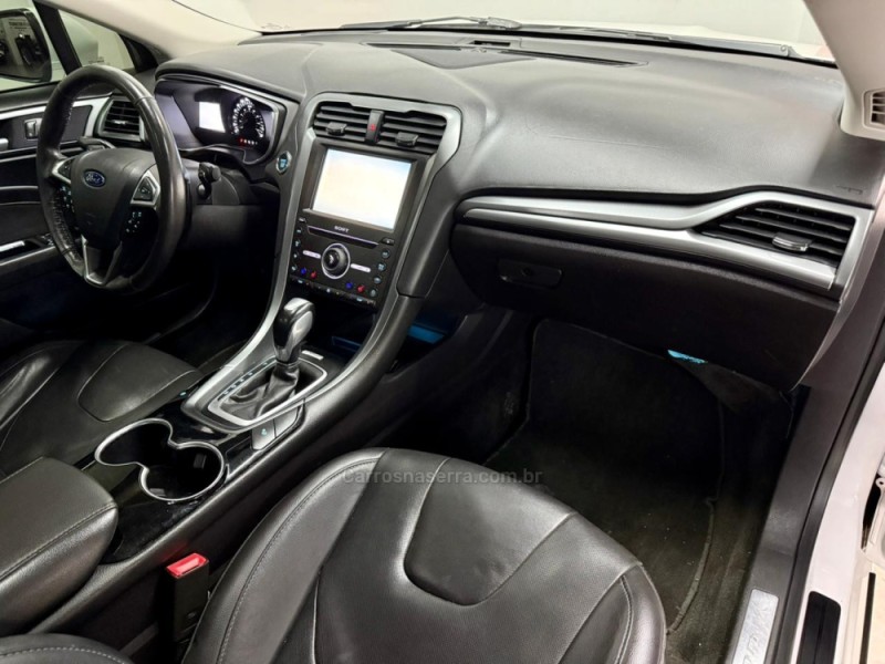 FUSION 2.0 TITANIUM AWD 16V GASOLINA 4P AUTOMÁTICO - 2016 - CAXIAS DO SUL