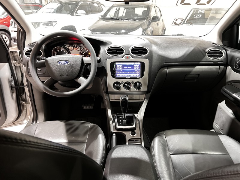 FOCUS 2.0 GLX SEDAN 16V FLEX 4P AUTOMÁTICO - 2009 - CAXIAS DO SUL