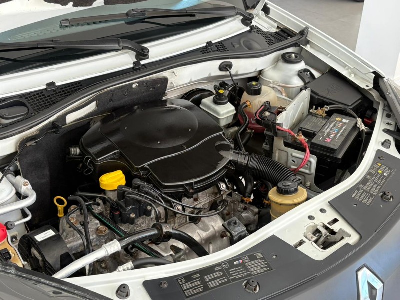 SANDERO 1.6 STEPWAY 8V FLEX 4P MANUAL - 2014 - BENTO GONçALVES