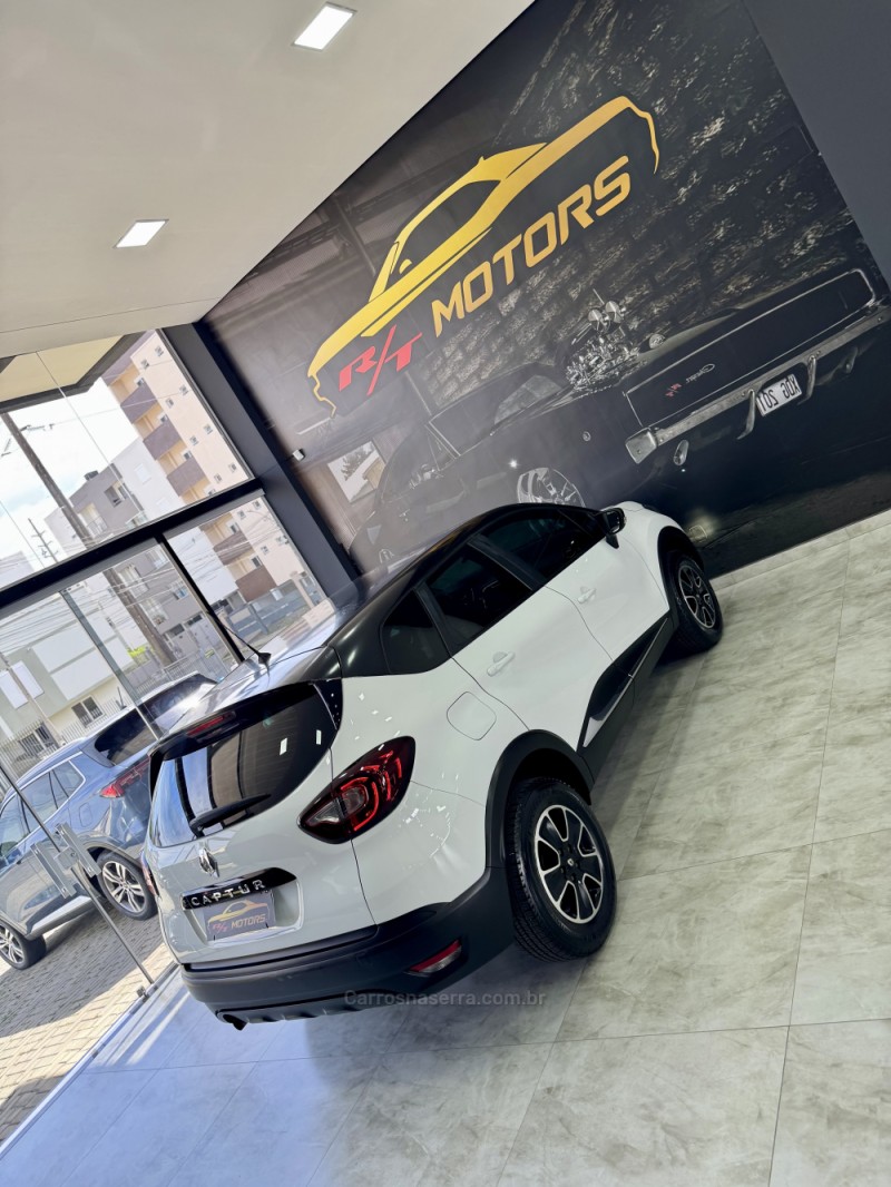 CAPTUR 1.6 LIFE 16V FLEX 4P AUTOMÁTICO - 2019 - CAXIAS DO SUL