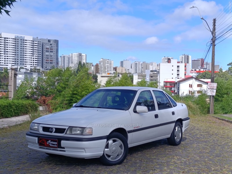 VECTRA 2.0 MPFI GLS 8V GASOLINA 4P MANUAL