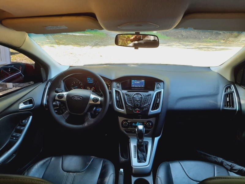 FOCUS 2.0 SE HATCH 16V FLEX 4P AUTO - 2015 - FARROUPILHA