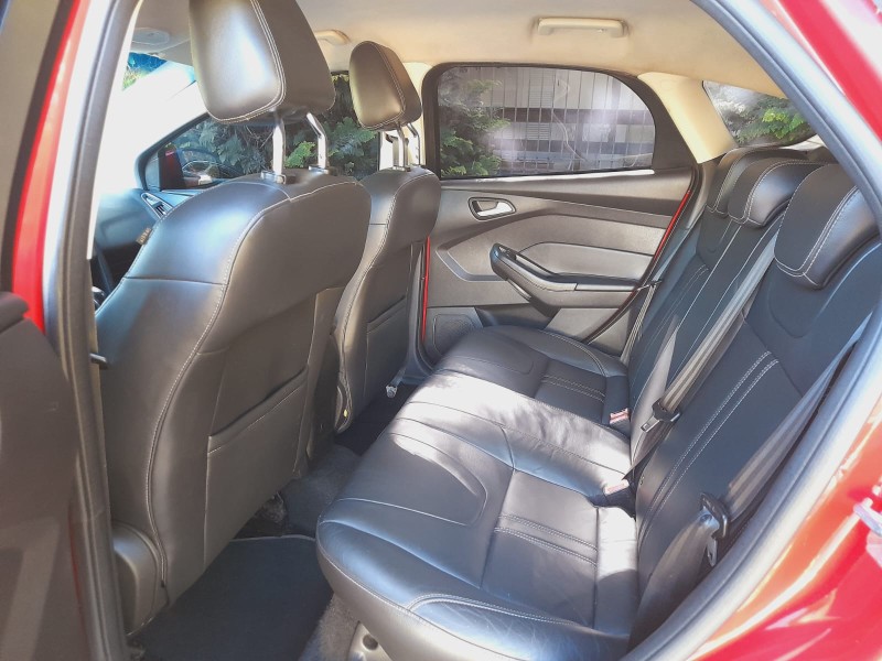 FOCUS 2.0 SE HATCH 16V FLEX 4P AUTO - 2015 - FARROUPILHA