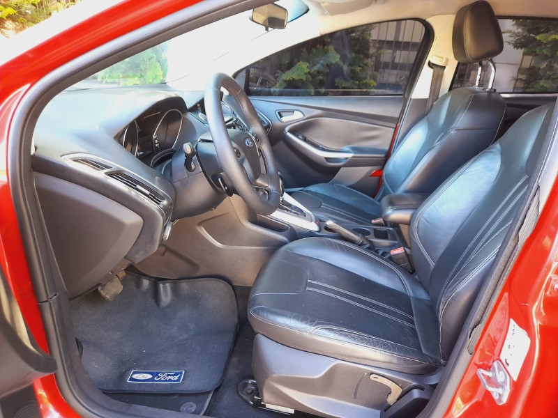 FOCUS 2.0 SE HATCH 16V FLEX 4P AUTO - 2015 - FARROUPILHA