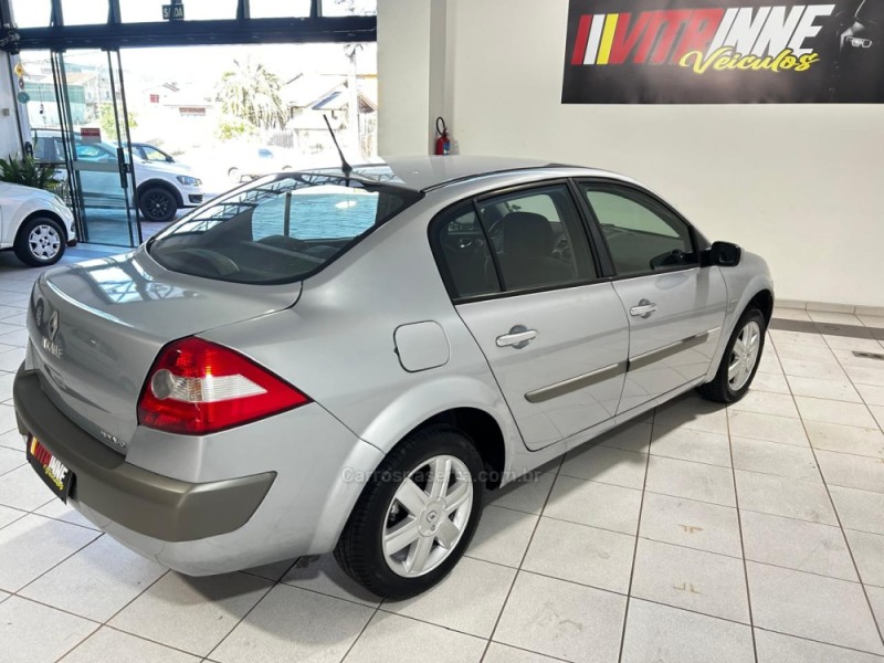 MÉGANE 1.6 DYNAMIQUE 16V FLEX 4P MANUAL - 2007 - CAXIAS DO SUL