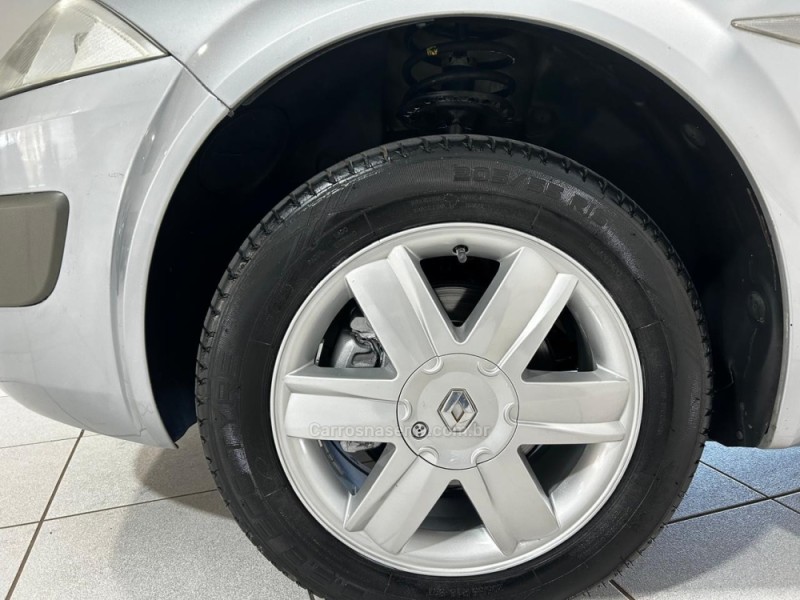 MÉGANE 1.6 DYNAMIQUE 16V FLEX 4P MANUAL - 2007 - CAXIAS DO SUL