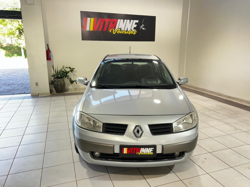 MÉGANE 1.6 DYNAMIQUE 16V FLEX 4P MANUAL - 2007 - CAXIAS DO SUL