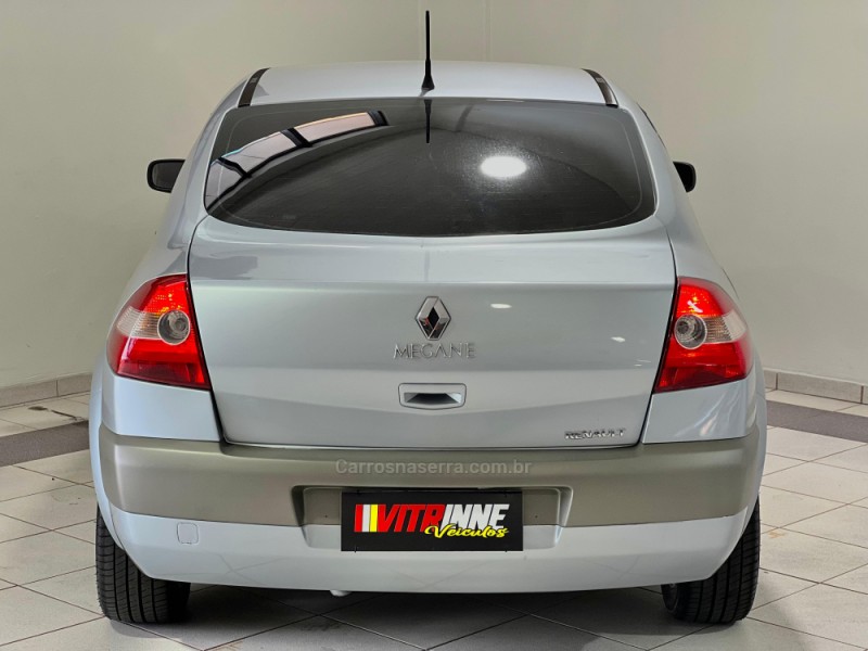 MÉGANE 1.6 DYNAMIQUE 16V FLEX 4P MANUAL - 2007 - CAXIAS DO SUL