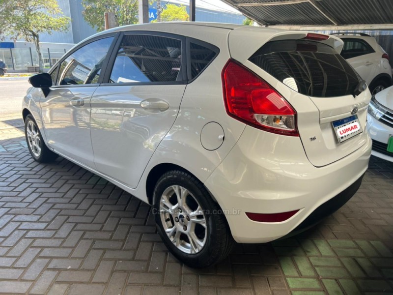 FIESTA 1.6 SE HATCH 16V FLEX 4P MANUAL - 2015 - GARIBALDI