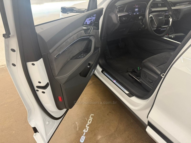 E-TRON PERFORMANCE ELÉTRICO 4P AUTOMÁTICO - 2021 - CAXIAS DO SUL