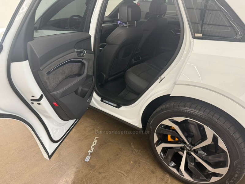E-TRON PERFORMANCE ELÉTRICO 4P AUTOMÁTICO - 2021 - CAXIAS DO SUL
