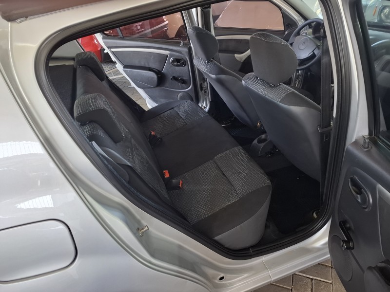 SANDERO 1.0 EXPRESSION 16V FLEX 4P MANUAL - 2010 - CAXIAS DO SUL