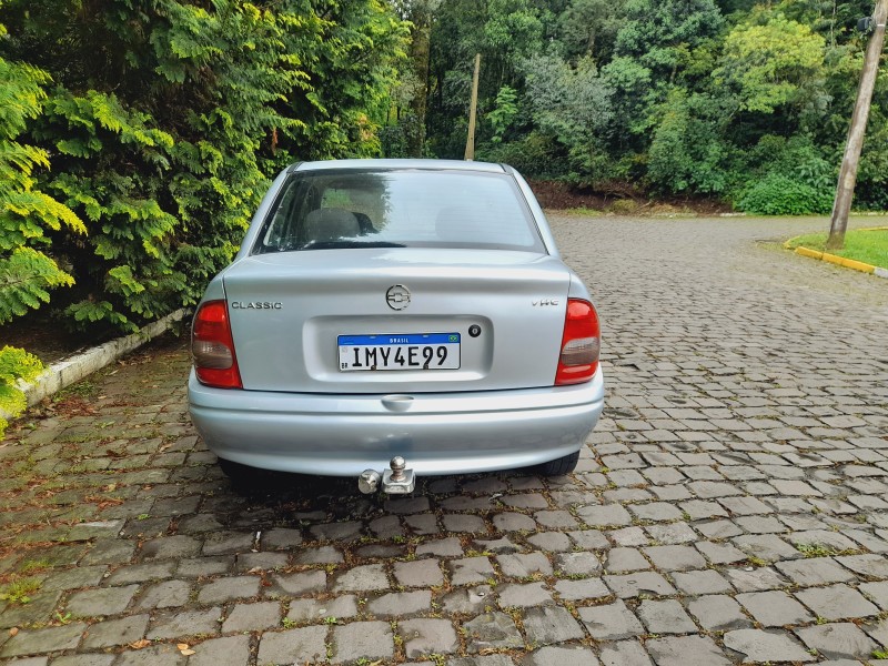 CORSA 1.0 MPFI CLASSIC SEDAN SPIRIT 8V FLEX 4P MANUAL - 2006 - FARROUPILHA