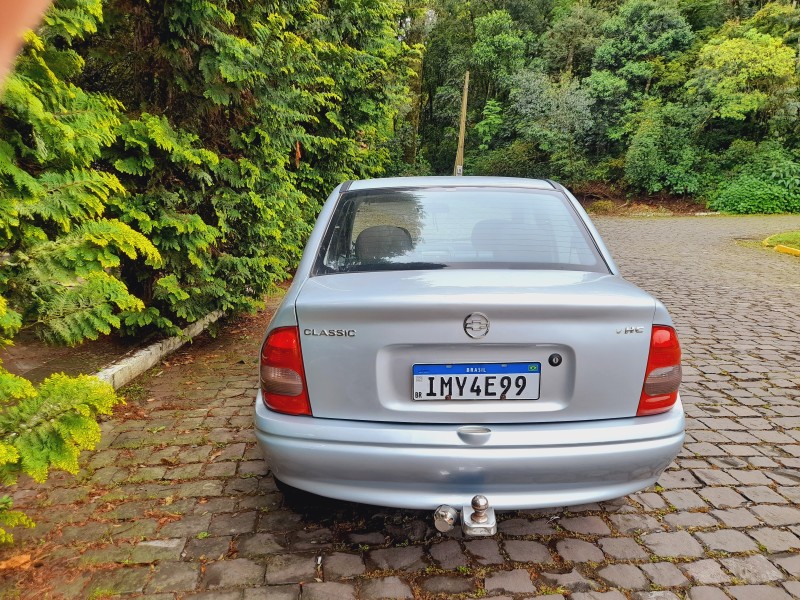 CORSA 1.0 MPFI CLASSIC SEDAN SPIRIT 8V FLEX 4P MANUAL - 2006 - FARROUPILHA