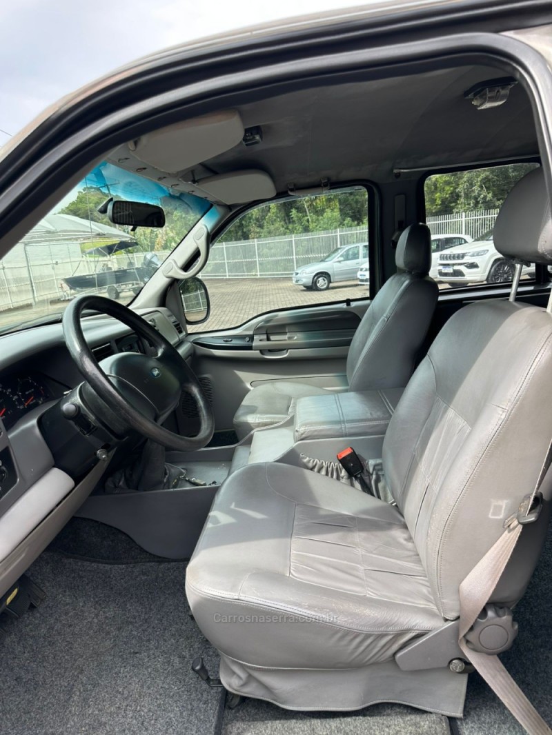 F-250 4.2 TROPICAL CD TURBO DIESEL 4P MANUAL - 2001 - LAJEADO