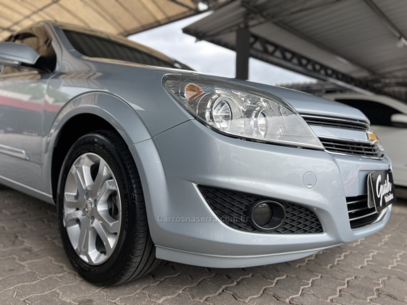 VECTRA 2.0 MPFI ELEGANCE 8V 140CV FLEX 4P MANUAL - 2010 - BOM PRINCíPIO