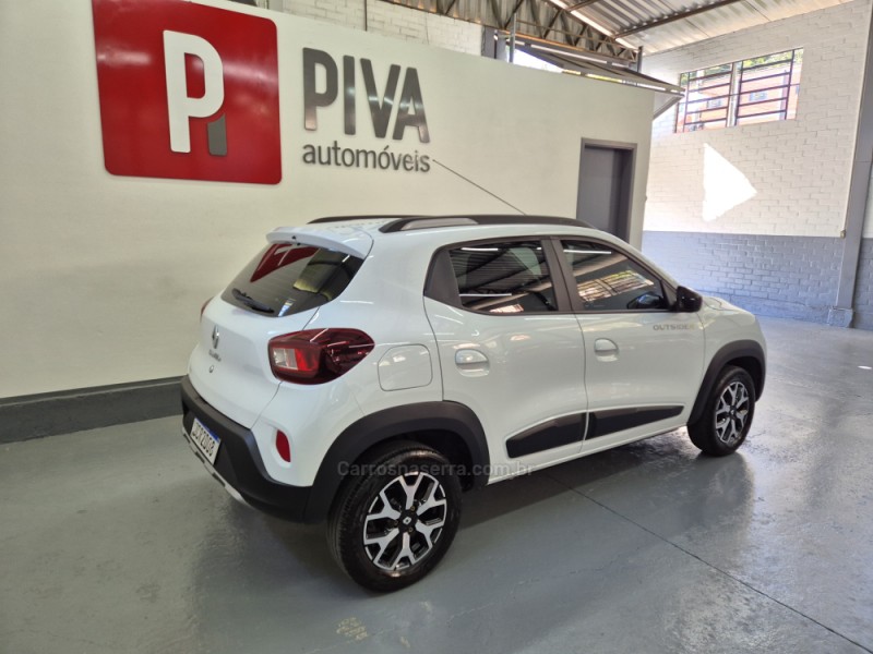 KWID 1.0 12V OUTSIDER FLEX 4P MANUAL - 2024 - GARIBALDI