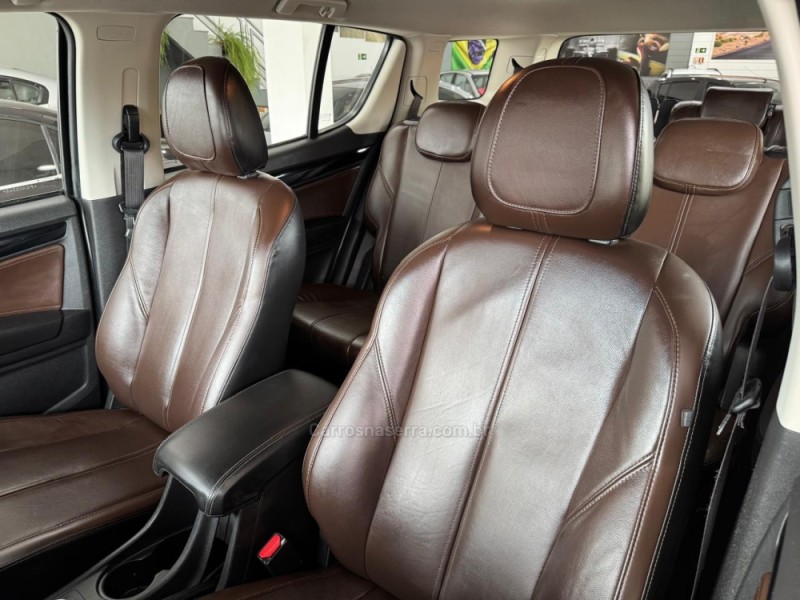 TRAILBLAZER 3.6 LTZ 4X4 V6 GASOLINA 4P AUTOMÁTICO - 2015 - SãO LEOPOLDO